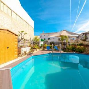 Фотографии гостевого дома
Holiday Home Can Canto