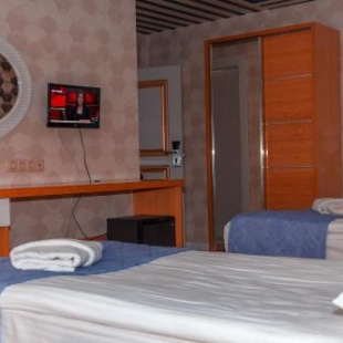 Фотография гостиницы Peracity Hotel