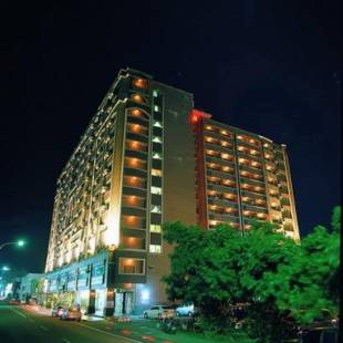 Фотографии гостиницы
Kenting Holiday Hotel