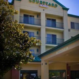 Фотографии гостиницы
Courtyard by Marriott Portland Tigard