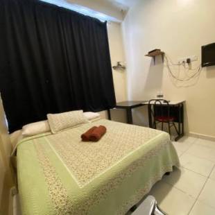 Фотографии гостиницы
OYO 89807 My Budget Home