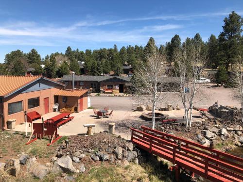 Фотография мотеля The Canyon Motel & RV Park