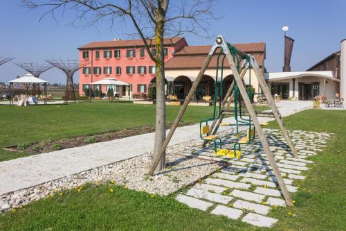 Фотография гостиницы Borgo Ronchetto Relais & Gourmet