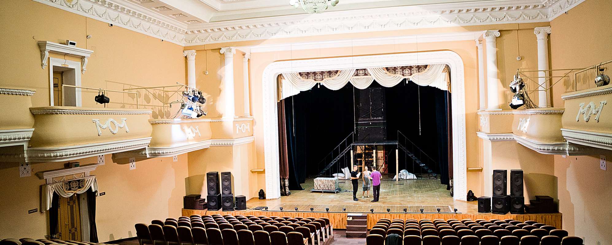 Фотографии концертного зала Зрительный зал Дворца культуры Сокол