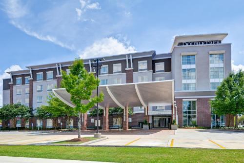 Фотография гостиницы DoubleTree by Hilton Baton Rouge