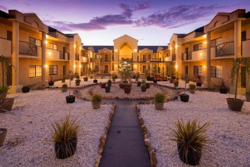 Фотография апарт отеля Canberra Parklands Central Apartment Hotel