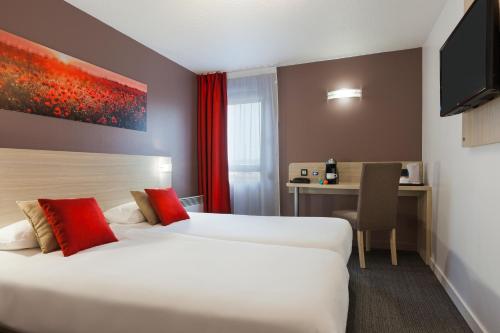 Фотография гостиницы The Originals City, Tabl'Hôtel, Cambrai (Inter-Hotel)