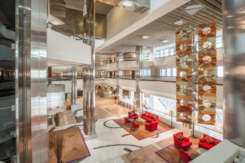 Фотография гостиницы Crowne Plaza Dubai Deira, an IHG Hotel