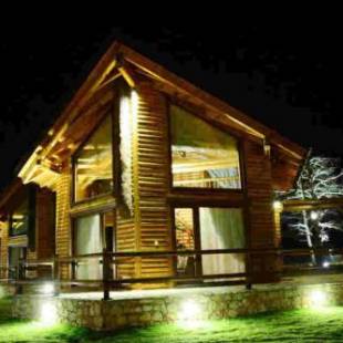 Фотографии гостевого дома
Natura Chalets