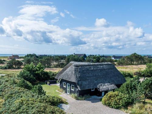 Фотография гостевого дома Holiday home Blåvand CXL