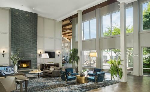 Фотография гостиницы DoubleTree by Hilton Hotel Burlington Vermont