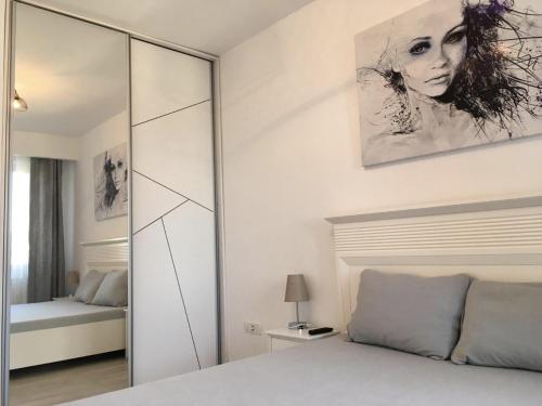 Фотография апарт отеля Luxury City Center Apartment – Romana