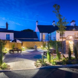 Фотография мини отеля Three Salmons Hotel