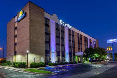 Фотография гостиницы Days Inn by Wyndham Amarillo East