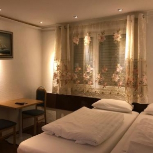 Фотография гостевого дома TU Ferienzimmer in Ulm Stadtmitte