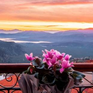 Фотографии гостиницы
Fedriades Delphi Hotel