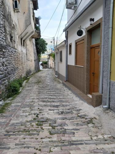 Фотографии гостиницы 
            THE OLD TOWN CLOCK