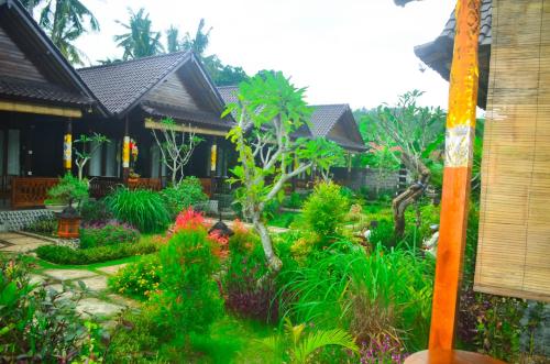 Фотография базы отдыха Mertasari Bungalows