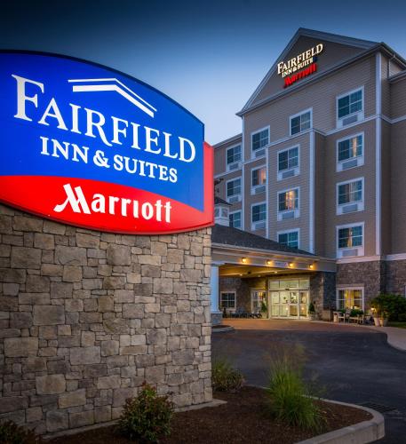 Фотография гостиницы Fairfield Inn and Suites by Marriott New Bedford
