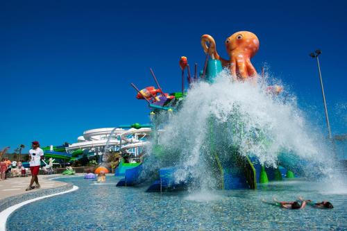 Фотография гостиницы Relaxia Lanzasur Club - Aqualava Water Park