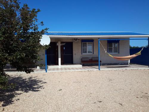 Фотография мини отеля Мини-гостиница (номера на улице Победа) со стороны Таганрогского залива