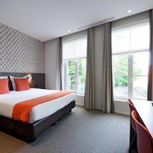 Фотографии гостиницы
Square Hotel