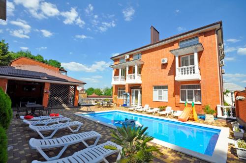 Фотографии гостевого дома
Николь