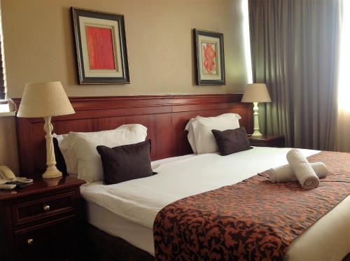 Фотография гостиницы Emakhosini Hotel On East