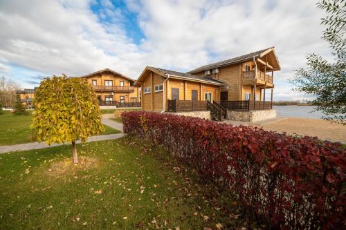 Фотографии базы отдыха 
            Ветерок