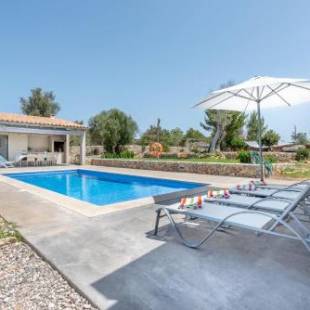 Фотографии гостевого дома
Ses Veyetes