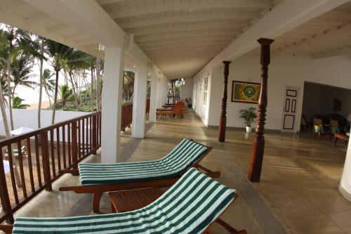 Фотографии гостиницы 
            Oasis Ayurveda Beach Hotel