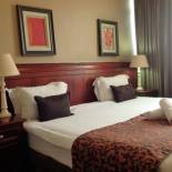 Фотография гостиницы Emakhosini Hotel On East