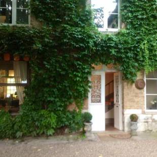 Фотографии мини отеля 
            Chambres D'Hôtes La Villa Aliénor