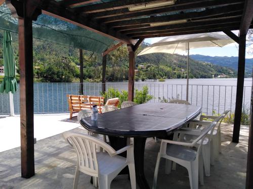 Фотография гостевого дома Casa do Avô Xico - Gerês Lake House - 10pax