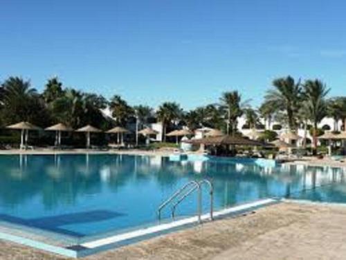 Фотография гостиницы Coral Bay Prestige Apartment