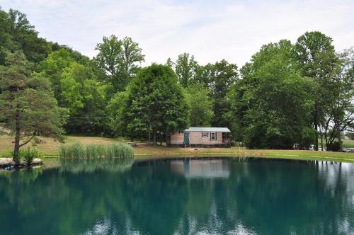 Фотография базы отдыха Spring Gulch Lakefront Park Model 5