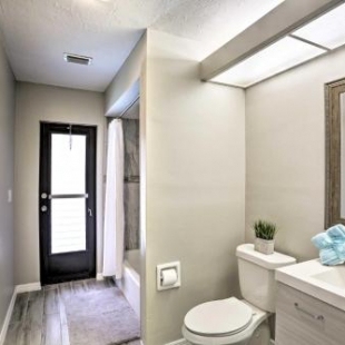 Фотография гостевого дома Modern Cape Coral Home with Pool, Dock and Gulf Access