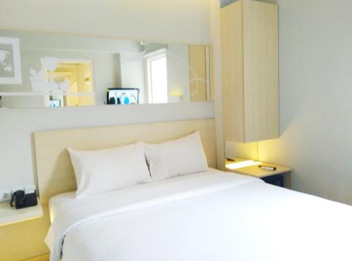 Фотография гостиницы Cleo Hotel Basuki Rahmat