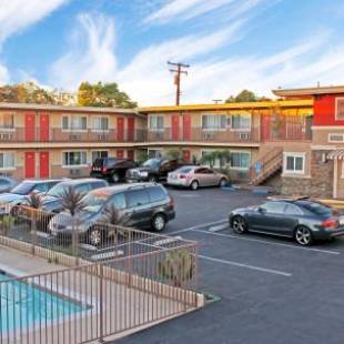 Фотографии мотеля
Friendly Hills Inn