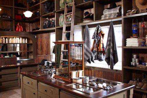 Фотография мотеля Anvil Hotel