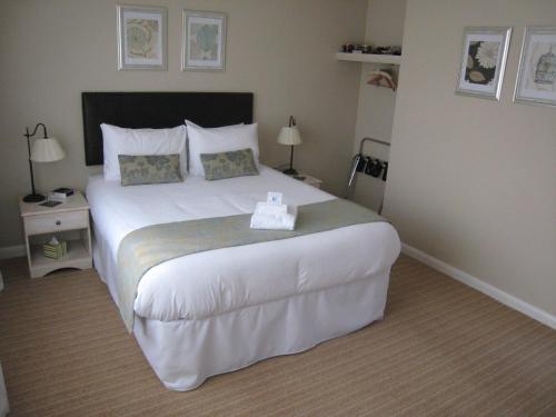 Фотография мини отеля Oak Tree Lodge & Holiday Parking