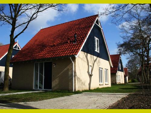 Фотография гостевого дома Holiday home Vakantiepark Het Timmerholt 1