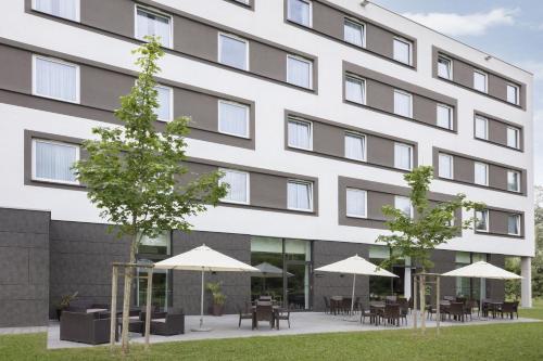Фотография гостиницы Holiday Inn Express Friedrichshafen, an IHG Hotel
