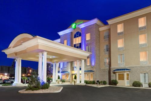 Фотография гостиницы Holiday Inn Express Hotel & Suites Saskatoon, an IHG Hotel