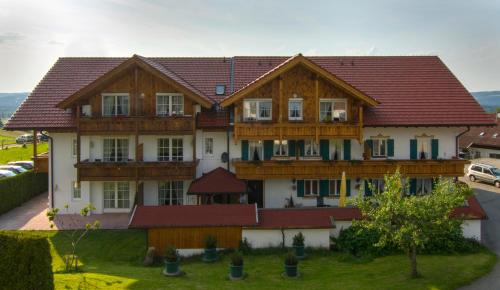 Фотография гостиницы Kur- und Wellnesshotel Waldruh