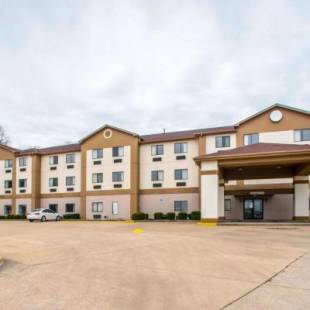 Фотографии гостиницы
Quality Inn & Suites Caseyville - St. Louis