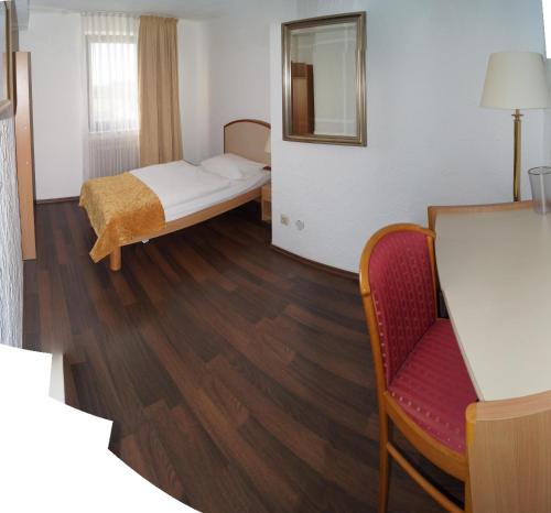 Фотография гостиницы Eifel Hotel Haus West