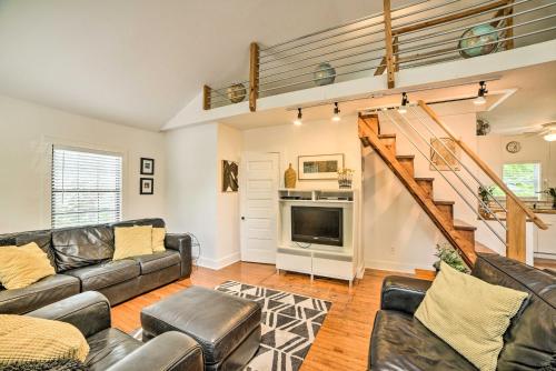 Фотография гостевого дома Modern St Elmo Cottage by Lookout Mtn and Near Dwtn