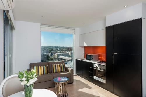 Фотография апарт отеля Oaks Melbourne South Yarra Suites