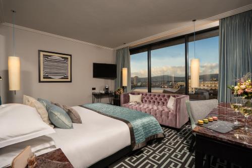 Фотография гостиницы The Fitzwilliam Hotel Belfast